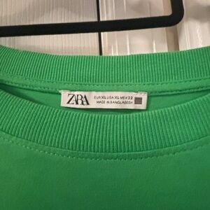 Zara Vibrant Green Pullover